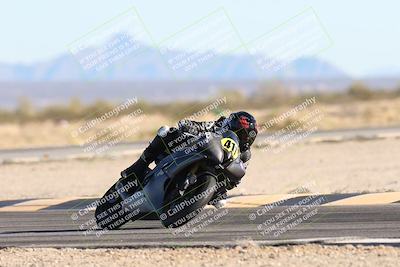 media/Dec-06-2025-CVMA (Sat) [[4a896cc04c]]/Race 8- Formula 40 MW and LW/